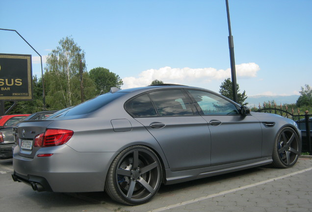 BMW M5 F10 2011