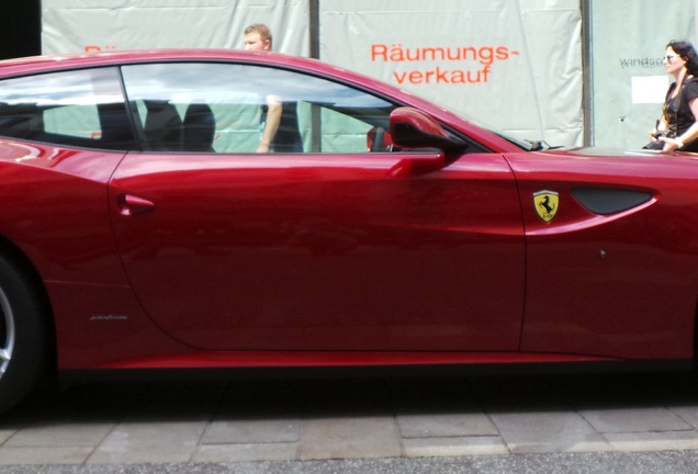 Ferrari FF