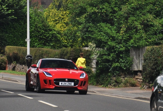 Jaguar F-TYPE R Coupé