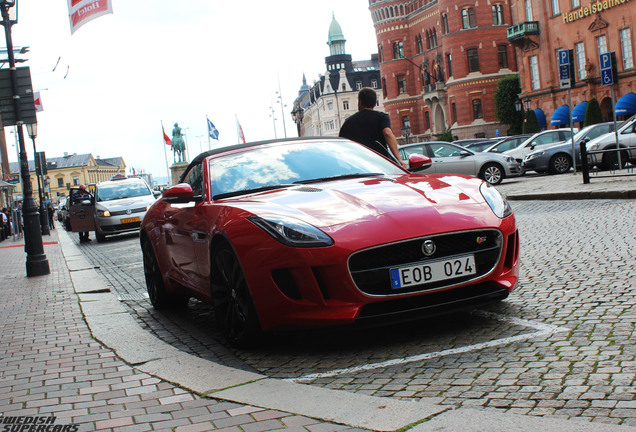 Jaguar F-TYPE S Convertible