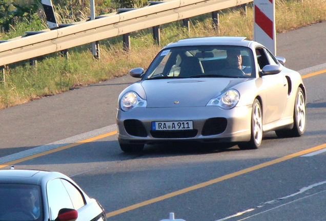 Porsche 996 Turbo