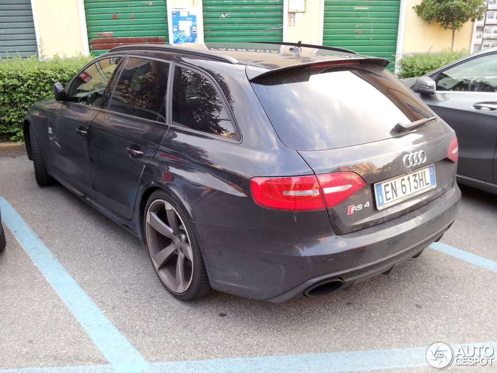 Audi RS4 Avant B8