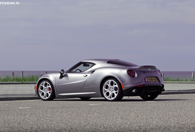 Alfa Romeo 4C Coupé