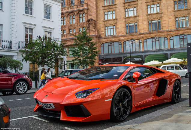 Lamborghini Aventador LP700-4