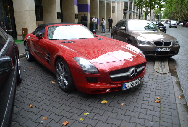 Mercedes-Benz SLS AMG Roadster