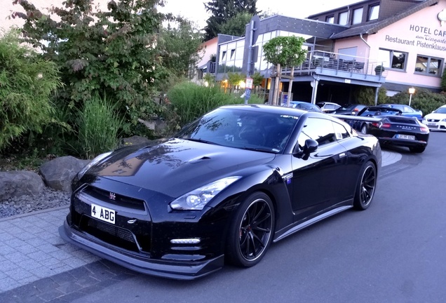 Nissan GT-R 2011