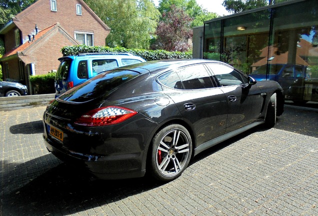 Porsche 970 Panamera GTS MkI