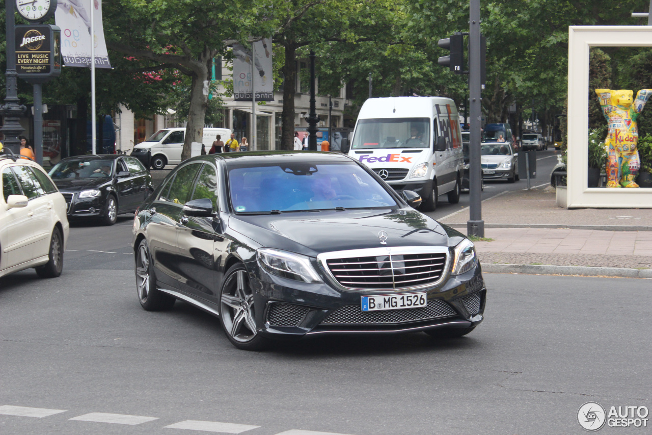 Mercedes-Benz S 63 AMG V222