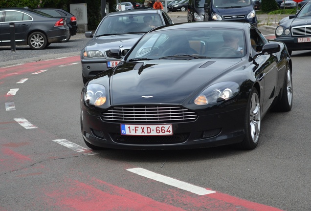 Aston Martin DB9