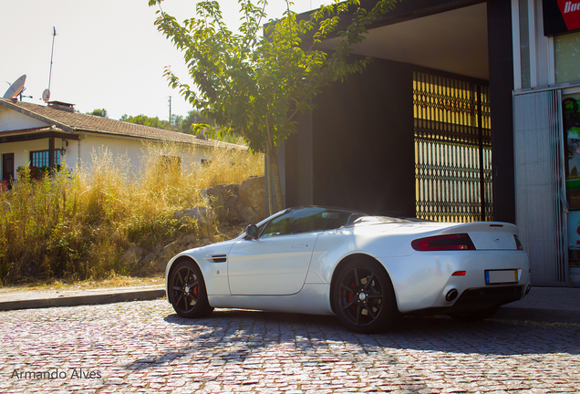 Aston Martin V8 Vantage Roadster