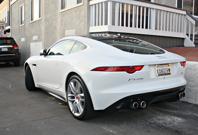 Jaguar F-TYPE R Coupé