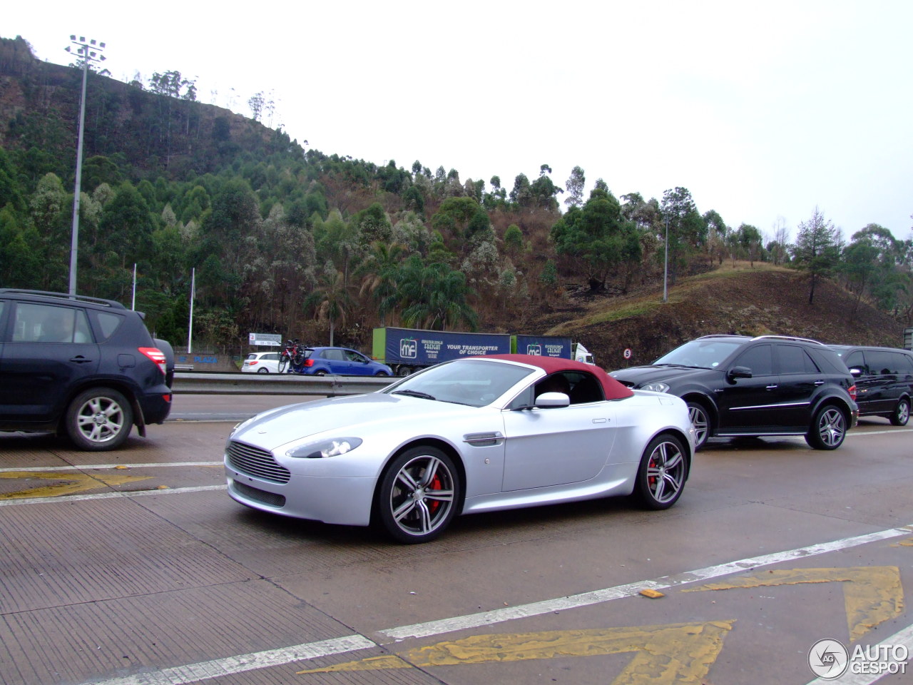 Aston Martin V8 Vantage N400 Roadster