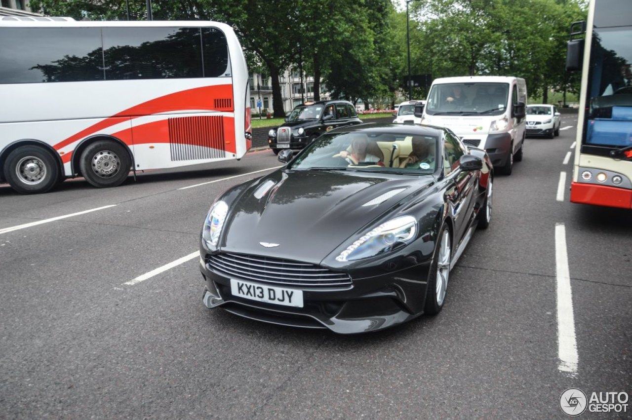 Aston Martin Vanquish 2013