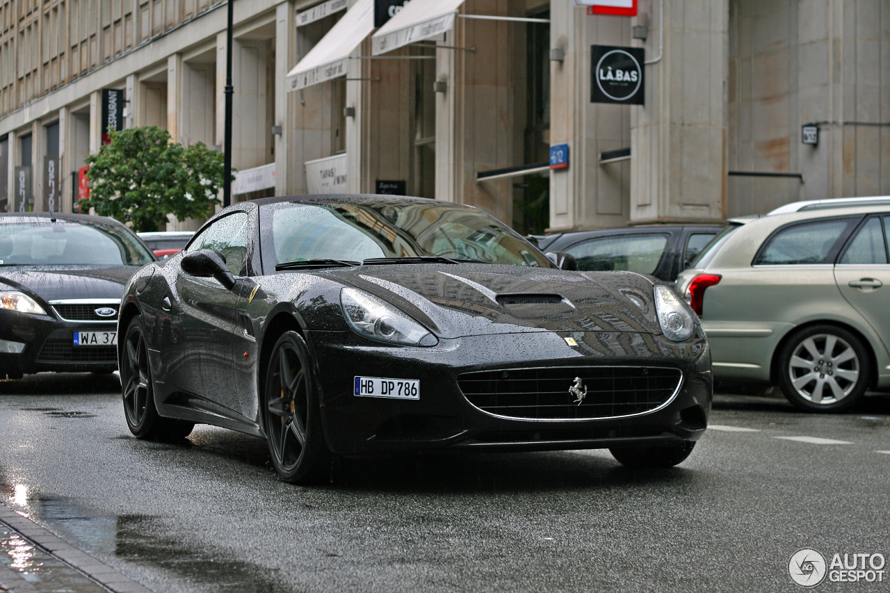 Ferrari California