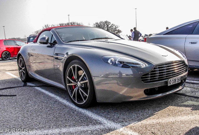 Aston Martin V8 Vantage Roadster