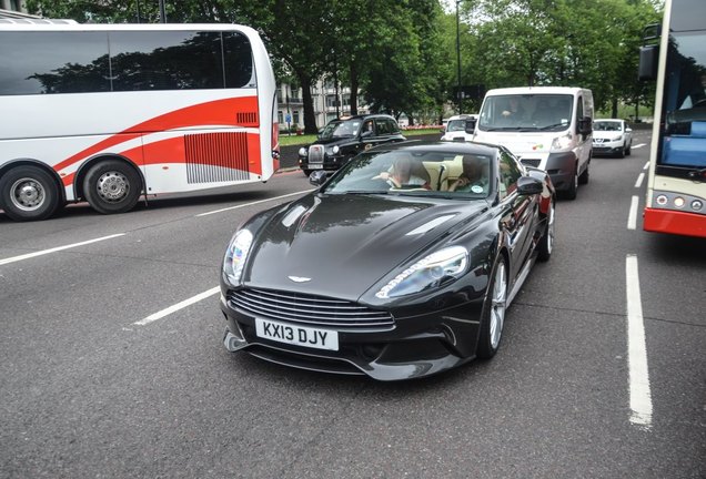 Aston Martin Vanquish 2013