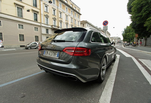 Audi RS4 Avant B8