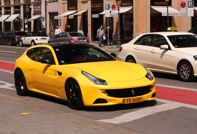 Ferrari FF