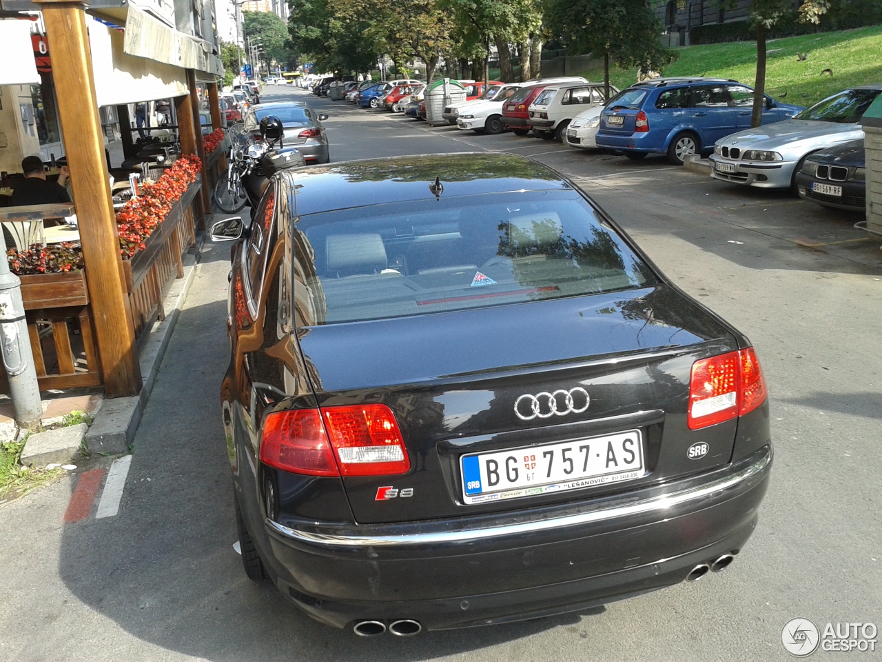 Audi S8 D3