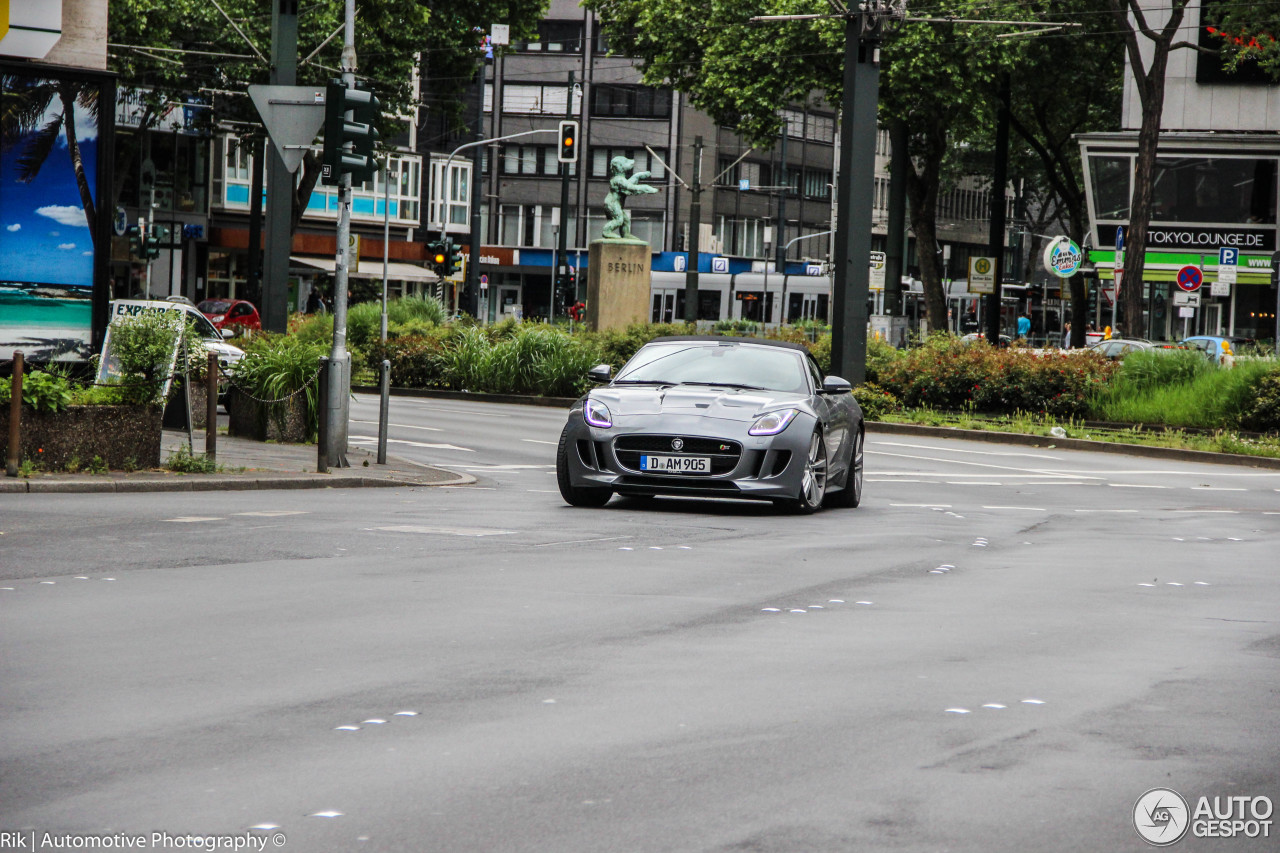 Jaguar F-TYPE S V8 Convertible