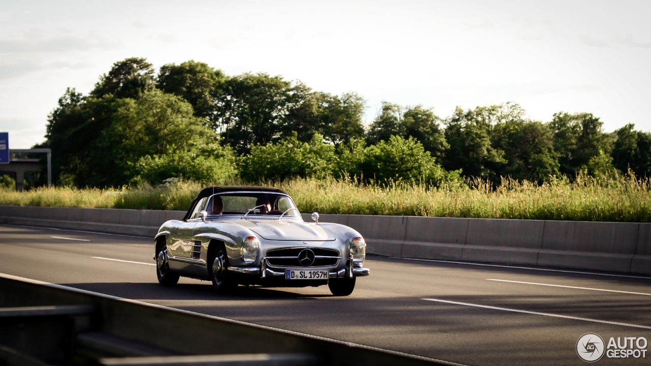 Mercedes-Benz 300SL Roadster