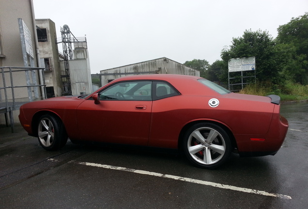 Dodge Challenger SRT-8