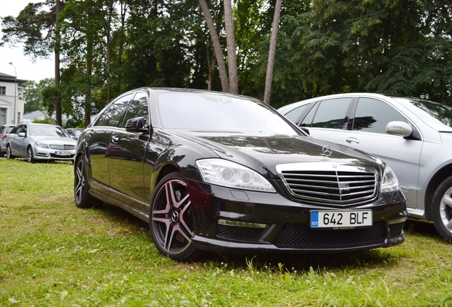 Mercedes-Benz S 63 AMG W221 2011