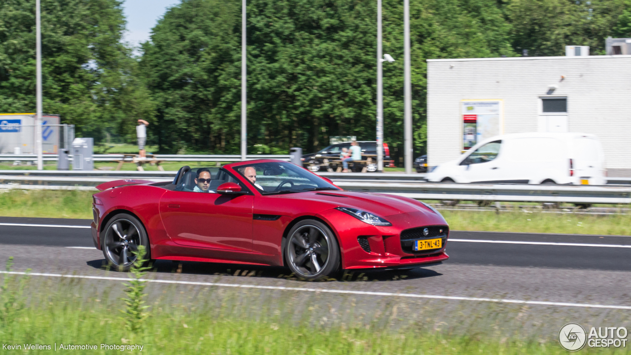 Jaguar F-TYPE S Convertible