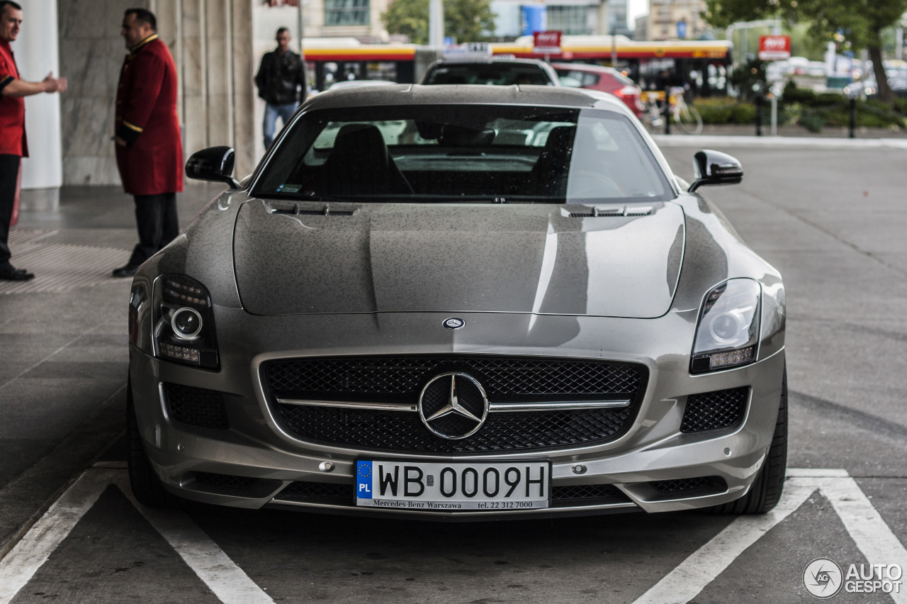 Mercedes-Benz SLS AMG GT