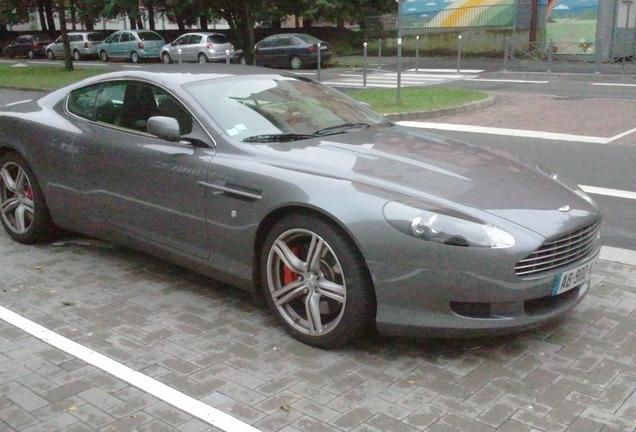 Aston Martin DB9