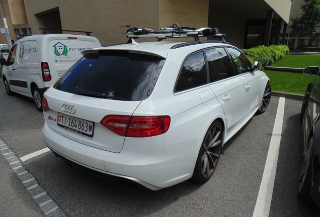 Audi RS4 Avant B8