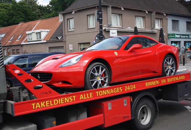 Ferrari California