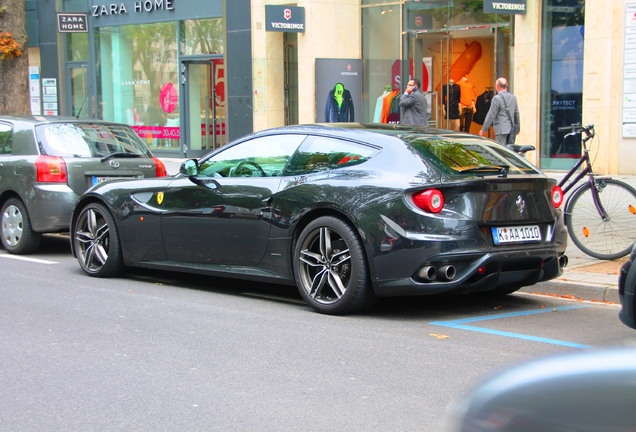 Ferrari FF