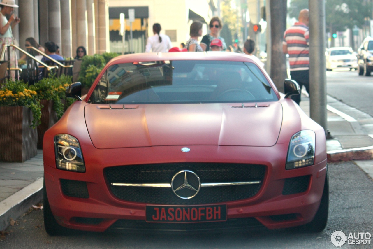 Mercedes-Benz SLS AMG