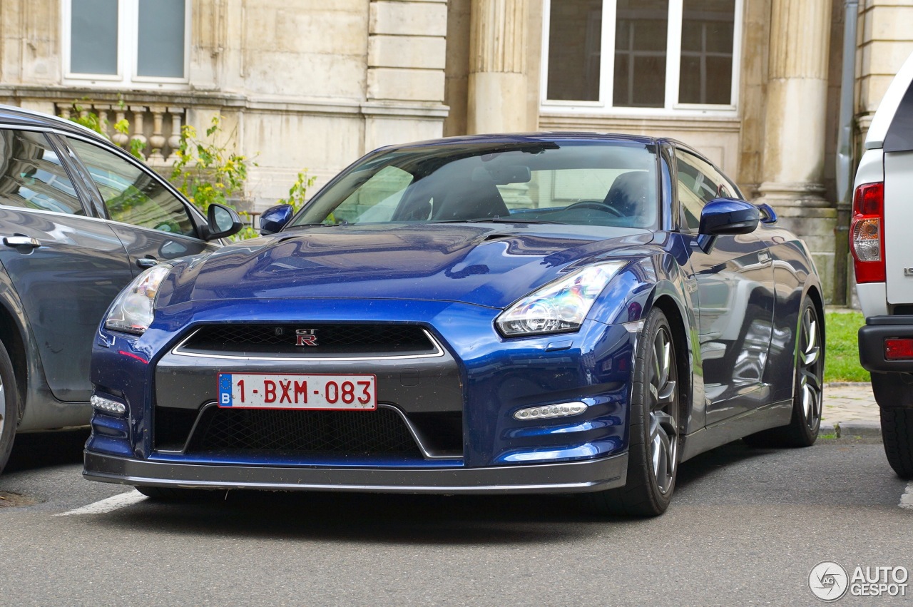 Nissan GT-R 2011