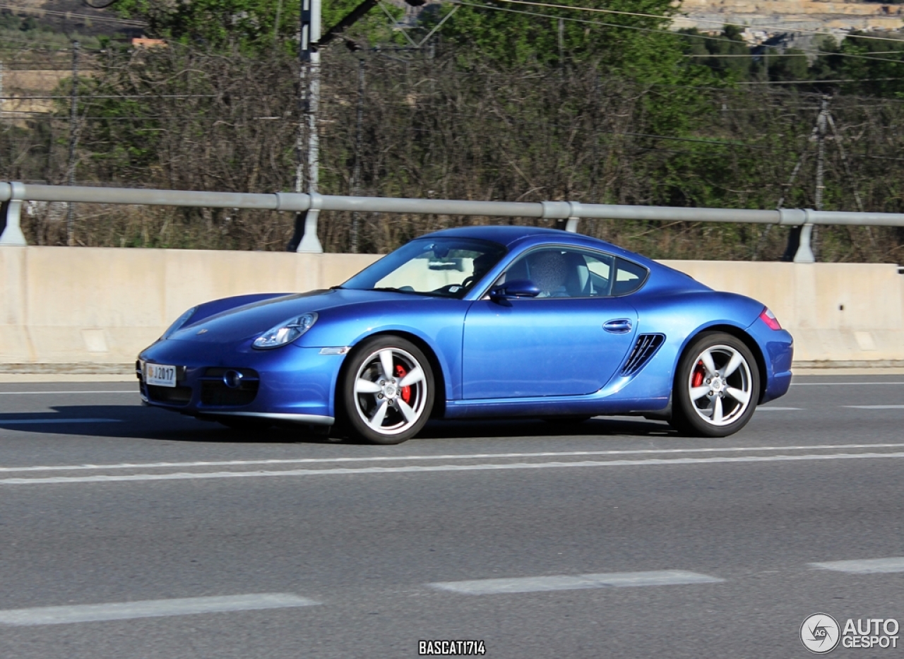 Porsche 987 Cayman S