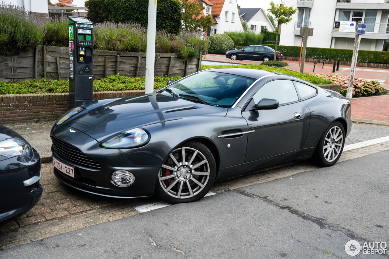 Aston Martin Vanquish S