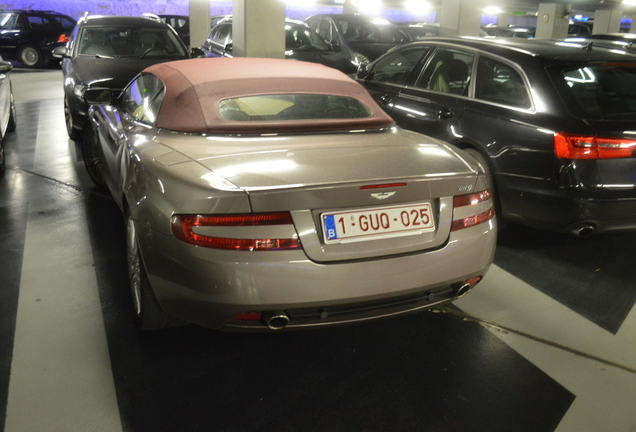 Aston Martin DB9 Volante