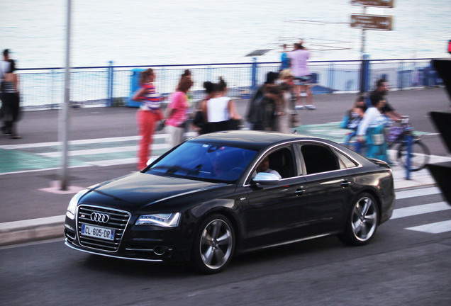 Audi S8 D4