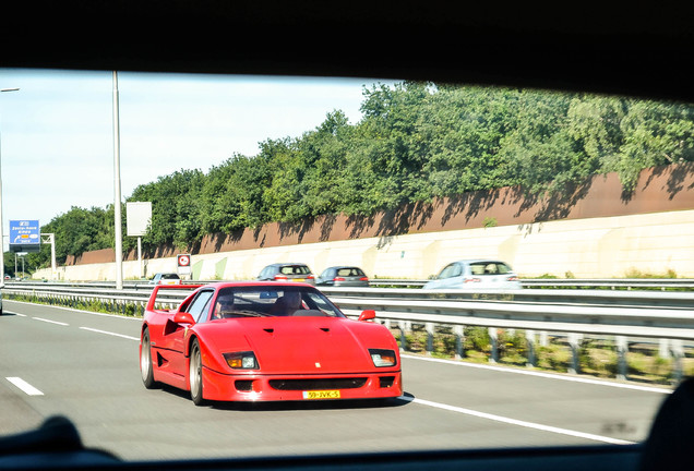 Ferrari F40