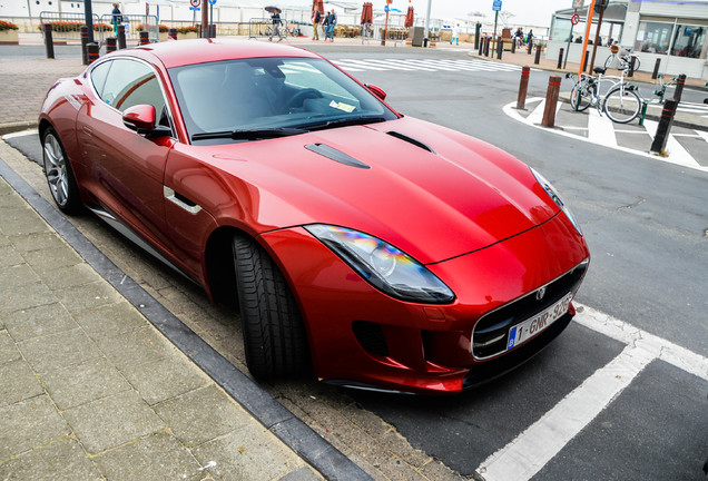 Jaguar F-TYPE R Coupé