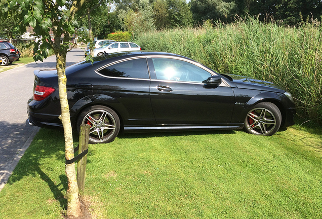 Mercedes-Benz C 63 AMG Coupé