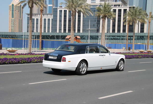 Rolls-Royce Phantom EWB