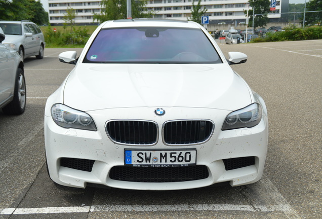BMW M5 F10 2011