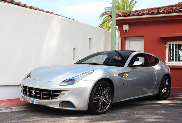 Ferrari FF