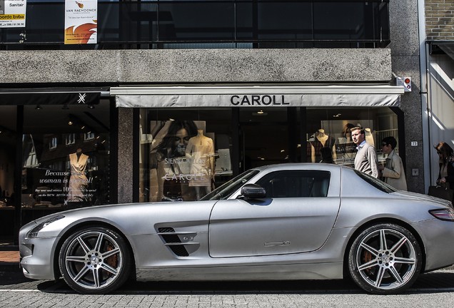 Mercedes-Benz SLS AMG