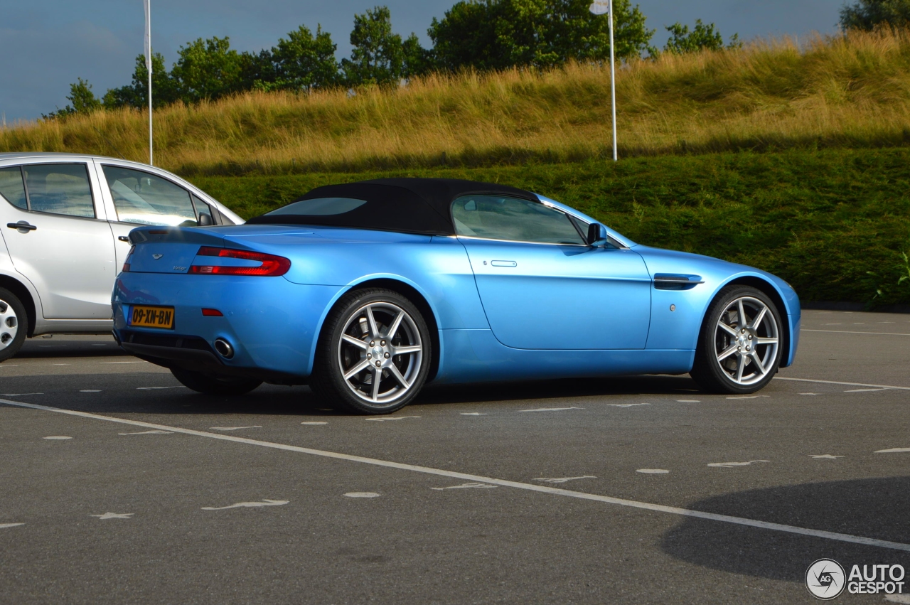 Aston Martin V8 Vantage Roadster