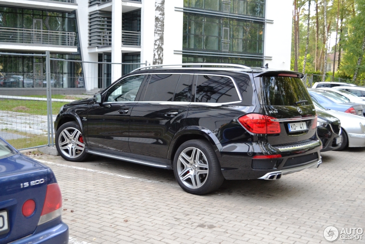 Mercedes-Benz GL 63 AMG X166