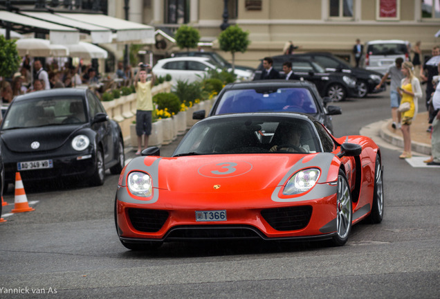 Porsche 918 Spyder Weissach Package