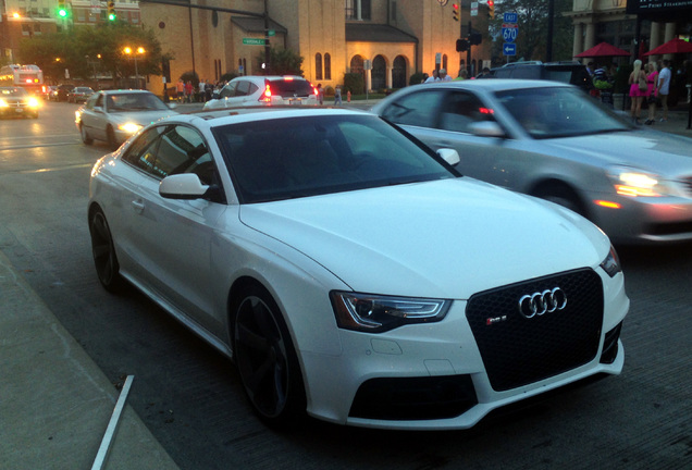 Audi RS5 B8 2012